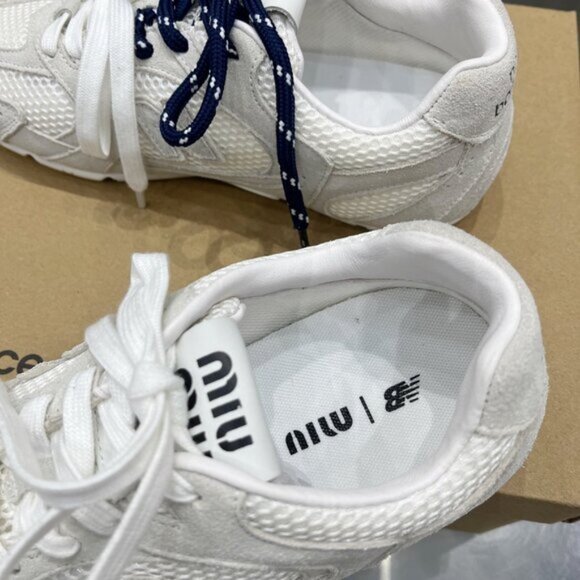 MIU MIU Fashion Women's Casual Shoes - Picture 8 of 9